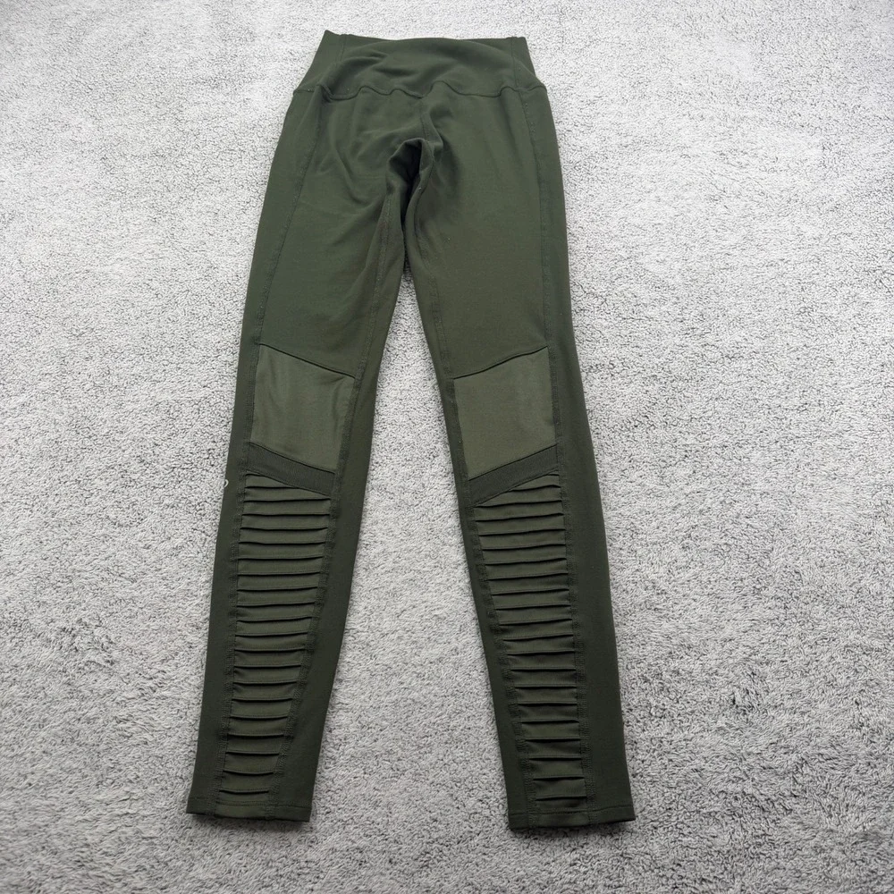 ALO Yoga item alo